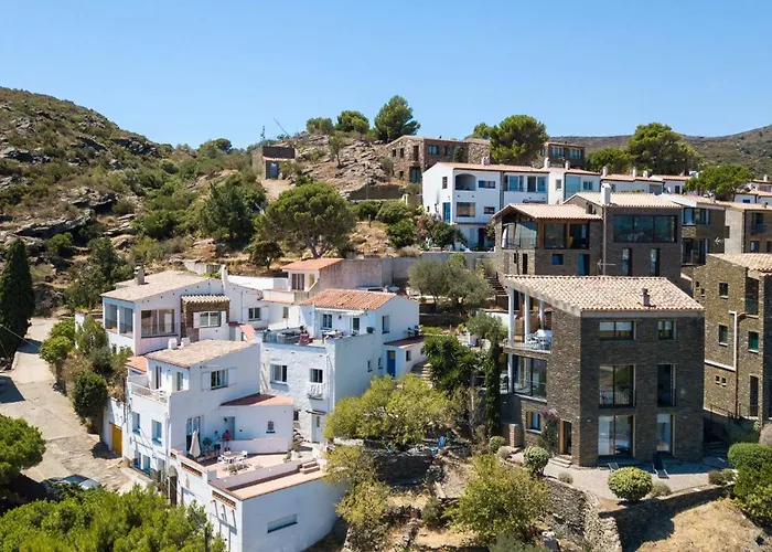 Milenial Immo - Estudio Far Cala Nans * Cadaqués
