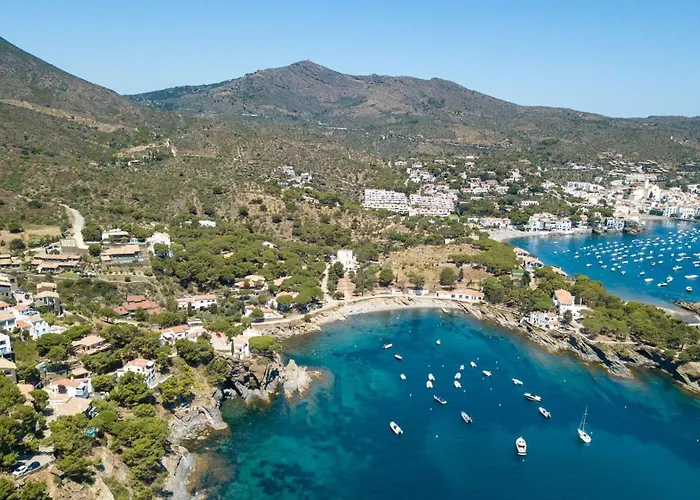 Milenial Immo - Estudio Far Cala Nans